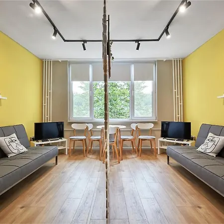 Lazur 2bd Flat Next To The Sea Garden By Flat Mаnаger